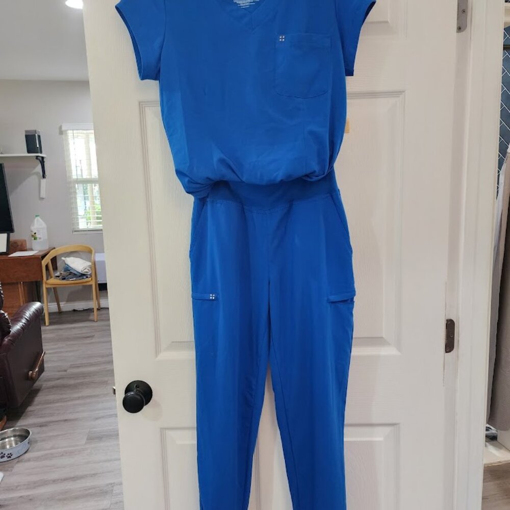 WHITE CROSS WOMEN'S SCRUB TOP & Bottom Jogger Combo 4 WAY STRETCH.